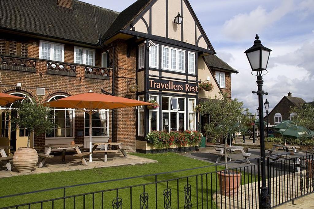 Premier Inn London Harrow Buitenkant foto